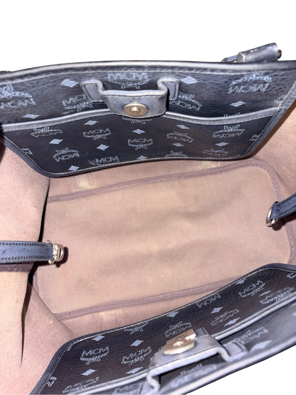 MCM Visetos Leather Tote Bag - Picture 10 of 16